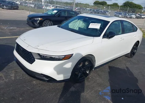 2025 Honda Accord Hybrid Sport-L z USA, uszkodzony, nr VIN 1HGCY2F71SA063998